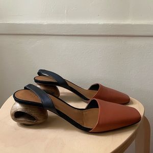 Neous Sculptural Wooden Heels